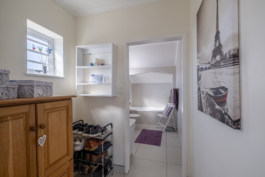 4 Bedroom Property for Sale in Summerstrand Eastern Cape